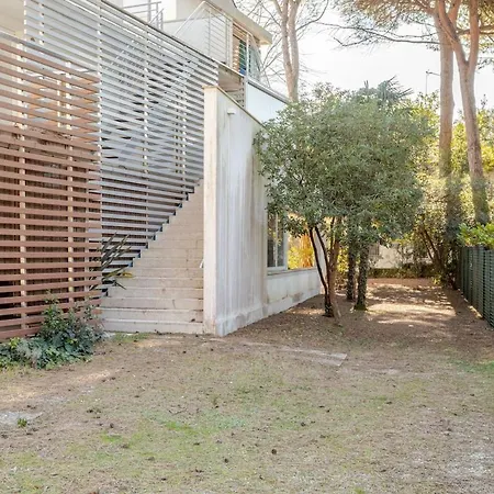 Levante Con Parcheggio Lignano Sabbiadoro